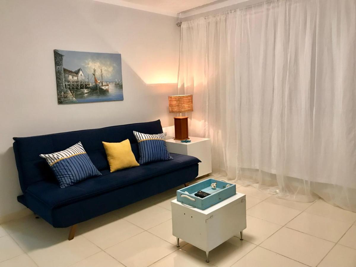 Holiday home 3 Quartos,10 Min A Pe Grande, Garagem 3 Carros, Churrasqueira, Wi-fi E Cozinha Completa *